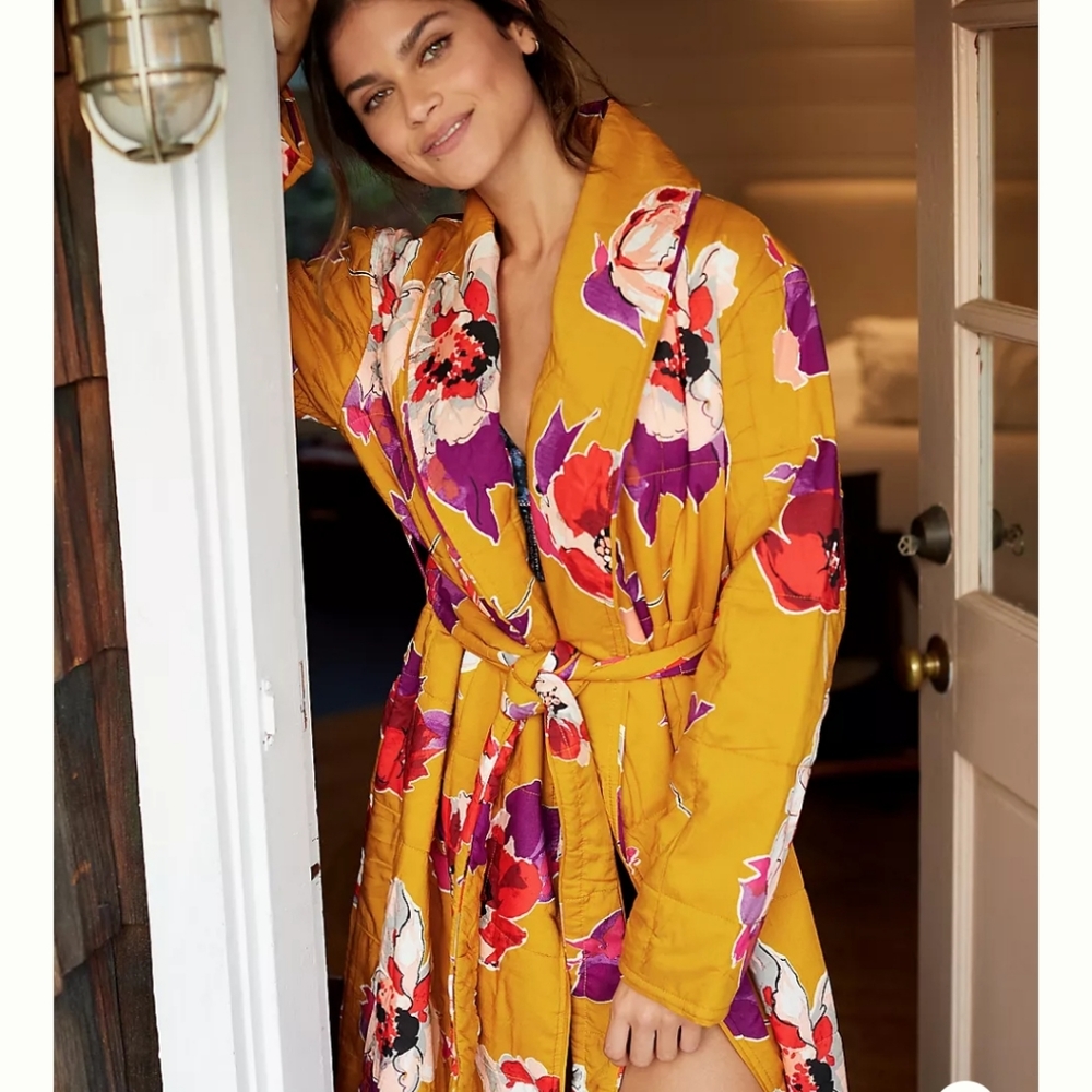 ISO Amber Floral Robe